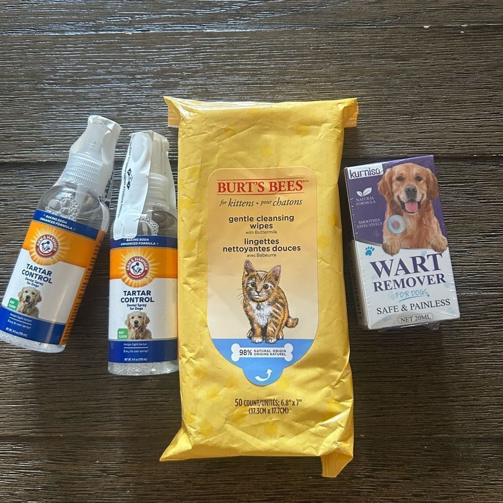 Burt's Bees Pet Care Essential bundle